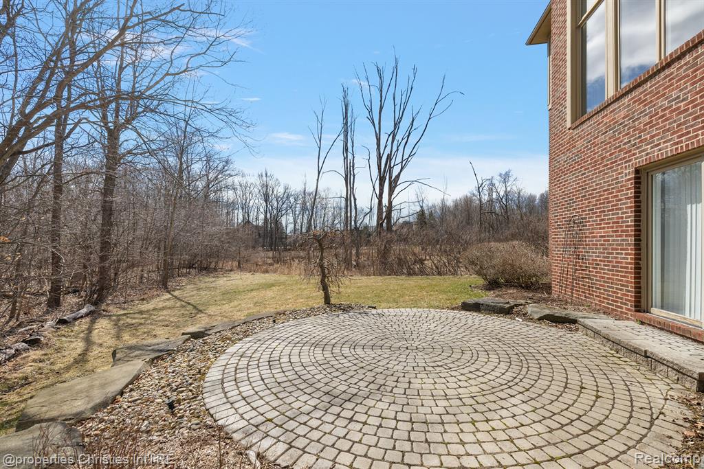 6811 BLAKEWOOD, West Bloomfield, MI — Photo 20