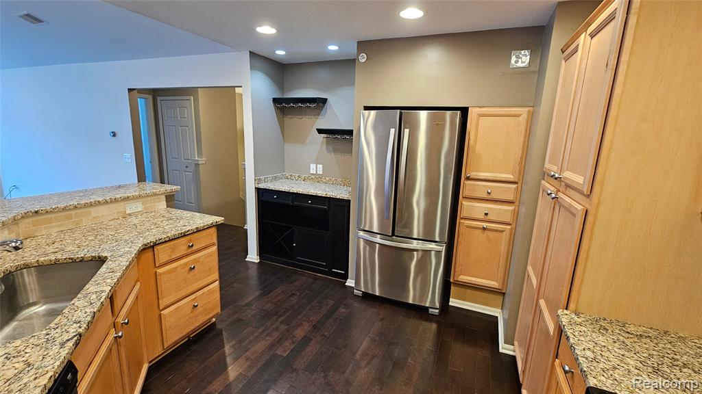 6203 Jasmine Drive, Walled Lake, MI 48390 — Photo 7