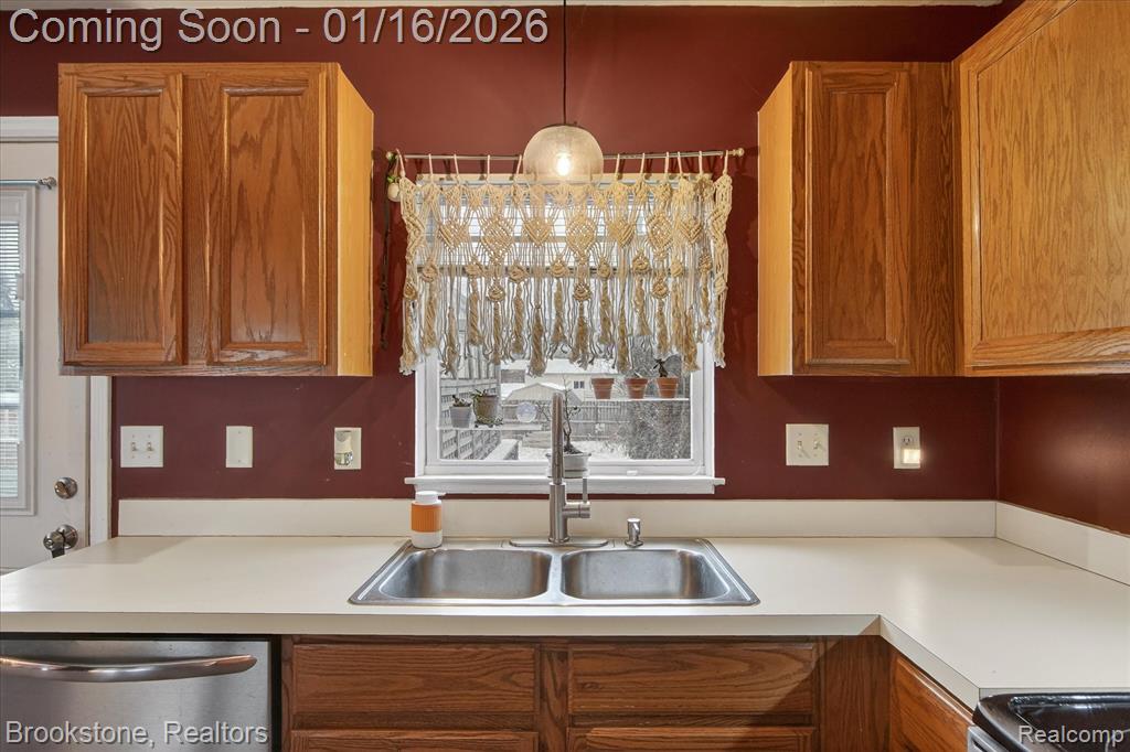 875 Adelaide Drive, Wolverine Lake, MI 48390 — Photo 18