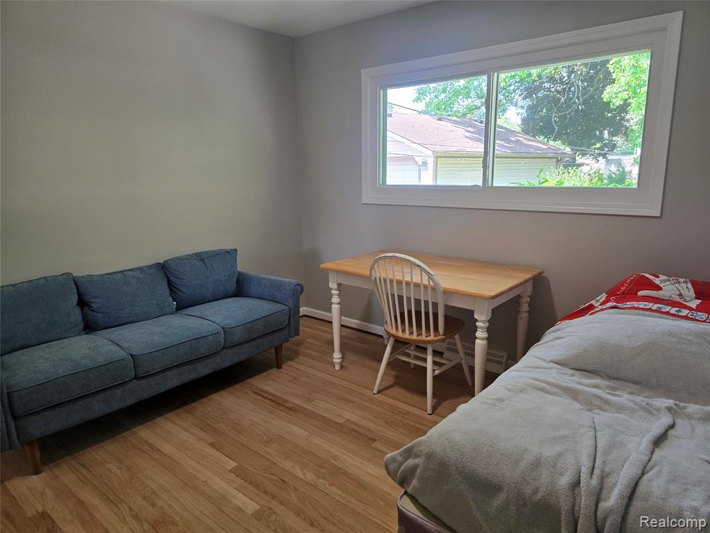 7621 N Wildwood Street, Westland, MI — Photo 23