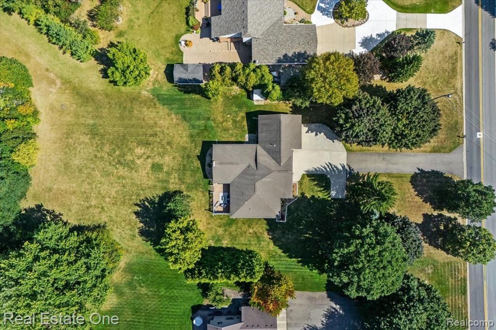 44650 W 11 Mile Road, Novi, MI — Photo 45