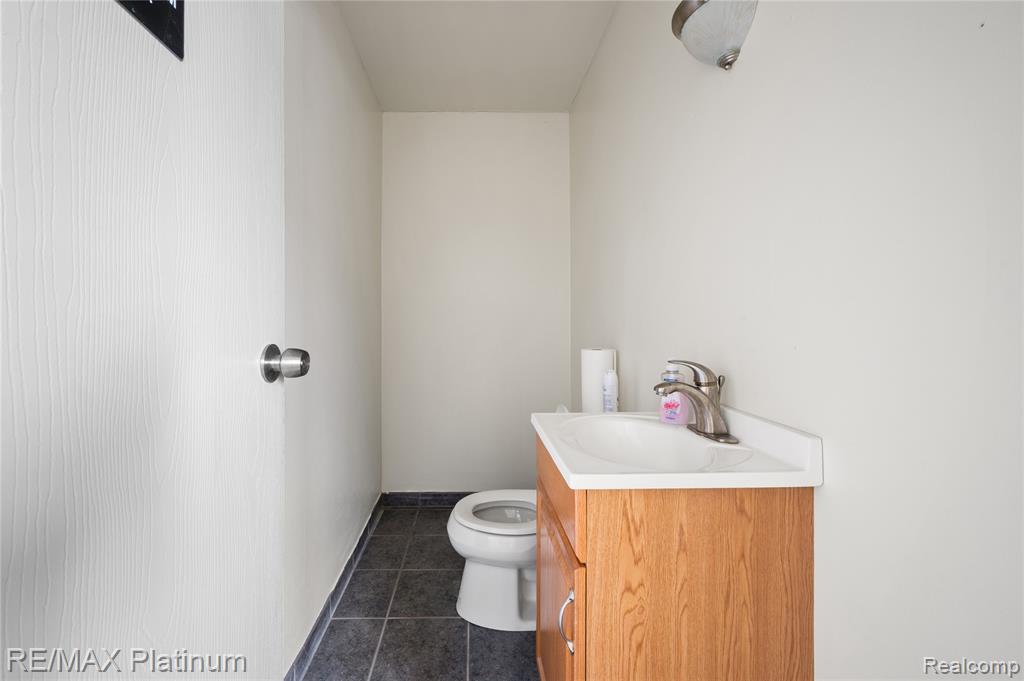 11528 S Saginaw Street, Grand Blanc, MI 48439 — Photo 22