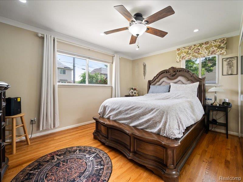 8382 Fairfax Drive, Sterling Heights, MI 48312 — Photo 13