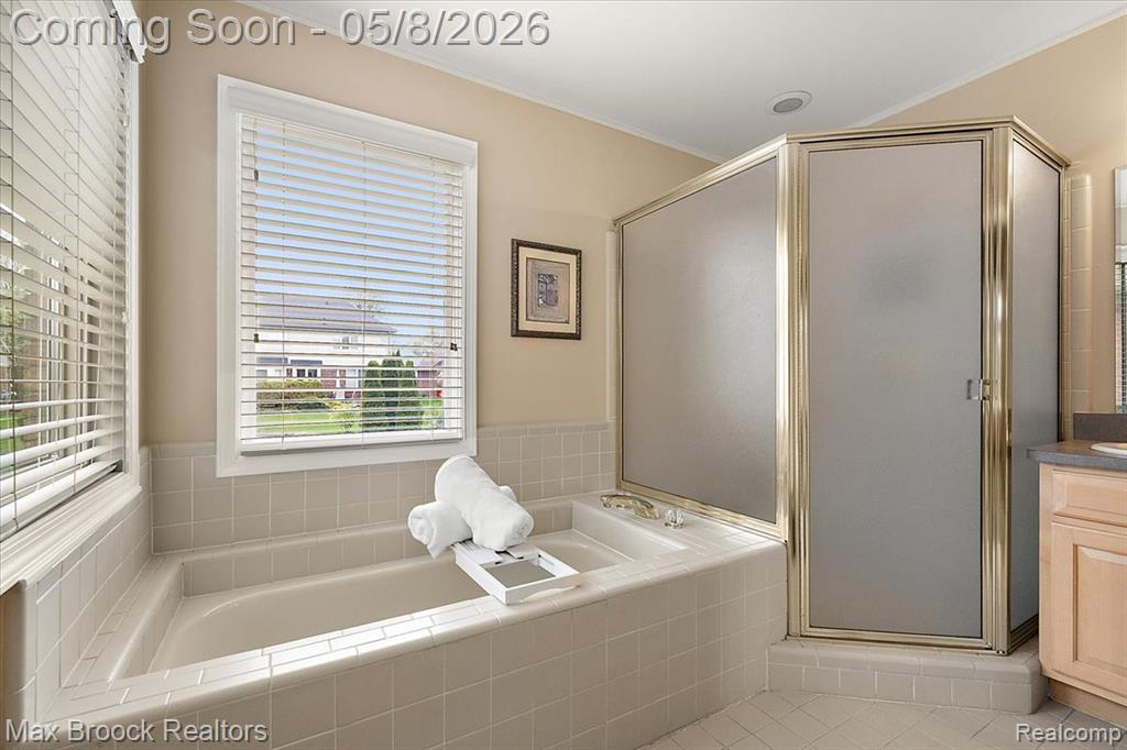 46597 Covington Drive, Macomb, MI 48044 — Photo 20