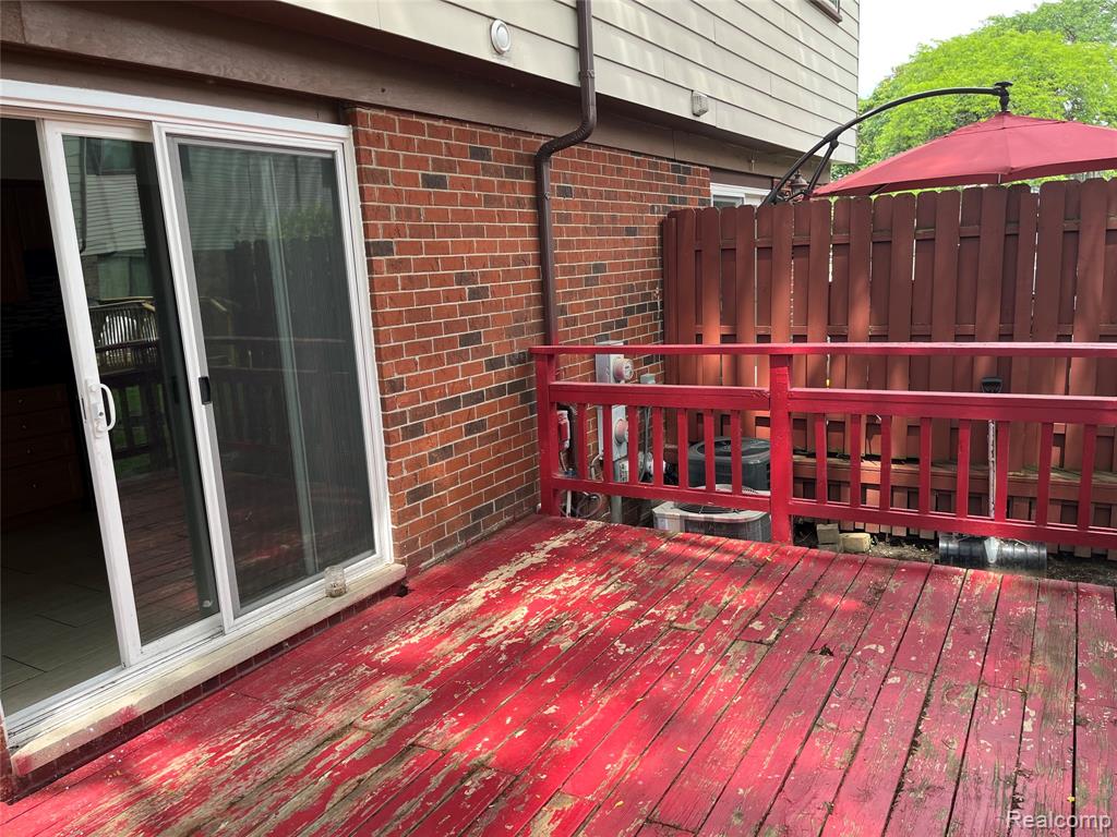 8436 hickory Dr, Sterling Heights, MI 48312 — Photo 10