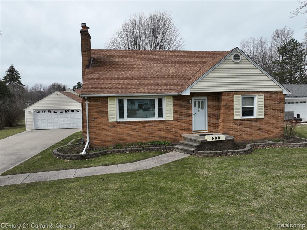 688 New Hampshire Avenue, Marysville, MI 48040 — Photo 63
