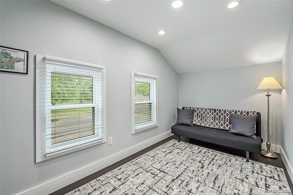 9137 Maltby Road, Brighton, MI 48116 — Photo 25