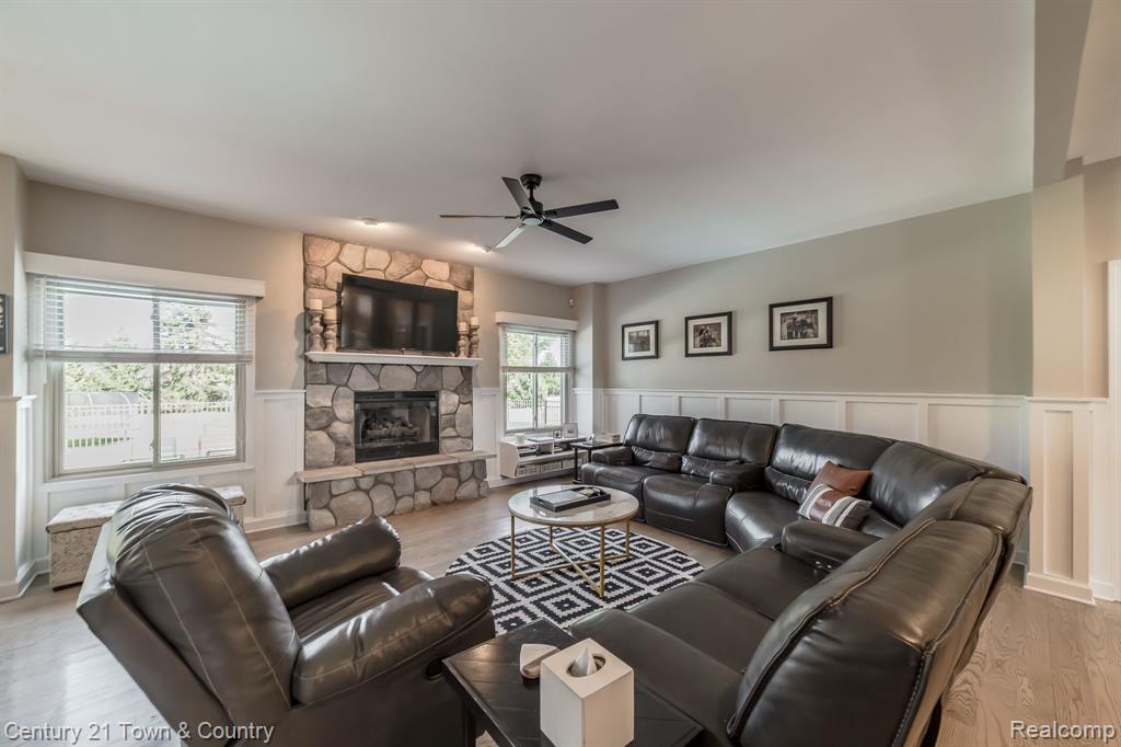 914 SHREWSBURY Drive, Clarkston, MI 48348 — Photo 7