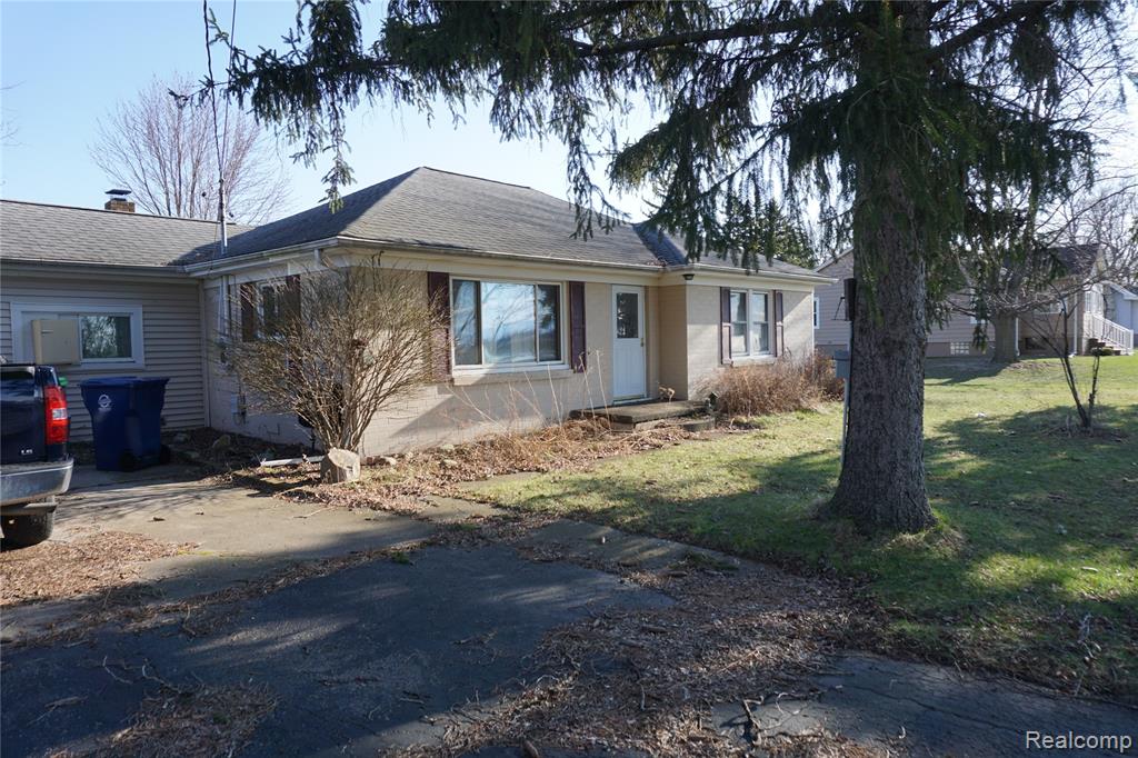 4145 Janes Road, Saginaw, MI 48601 — front exterior