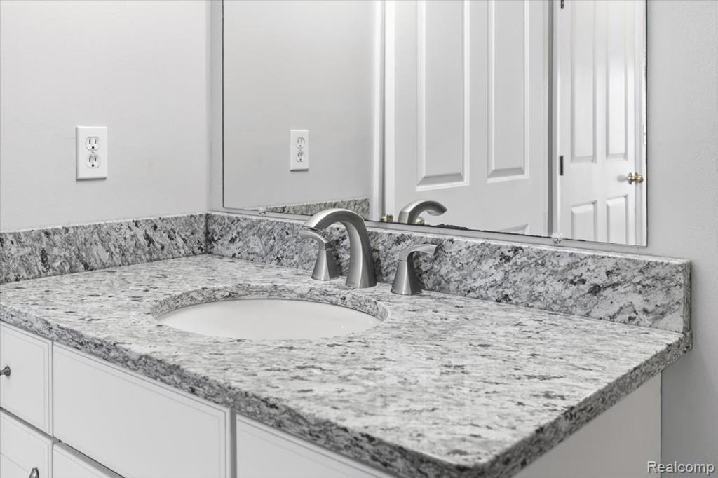 4127 Kirkway Court, 99, Howell, MI 48843 — Photo 19