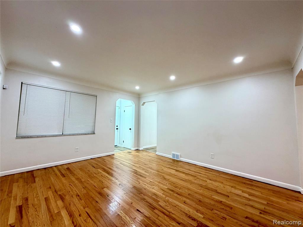 13540 E State Fair Street, Detroit, MI 48205 — Photo 16