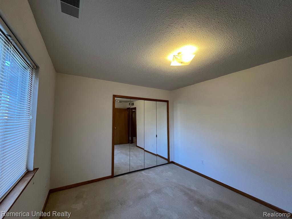 46046 PURPLE SAGE Court, 2, Van Buren, MI 48111 — Photo 10