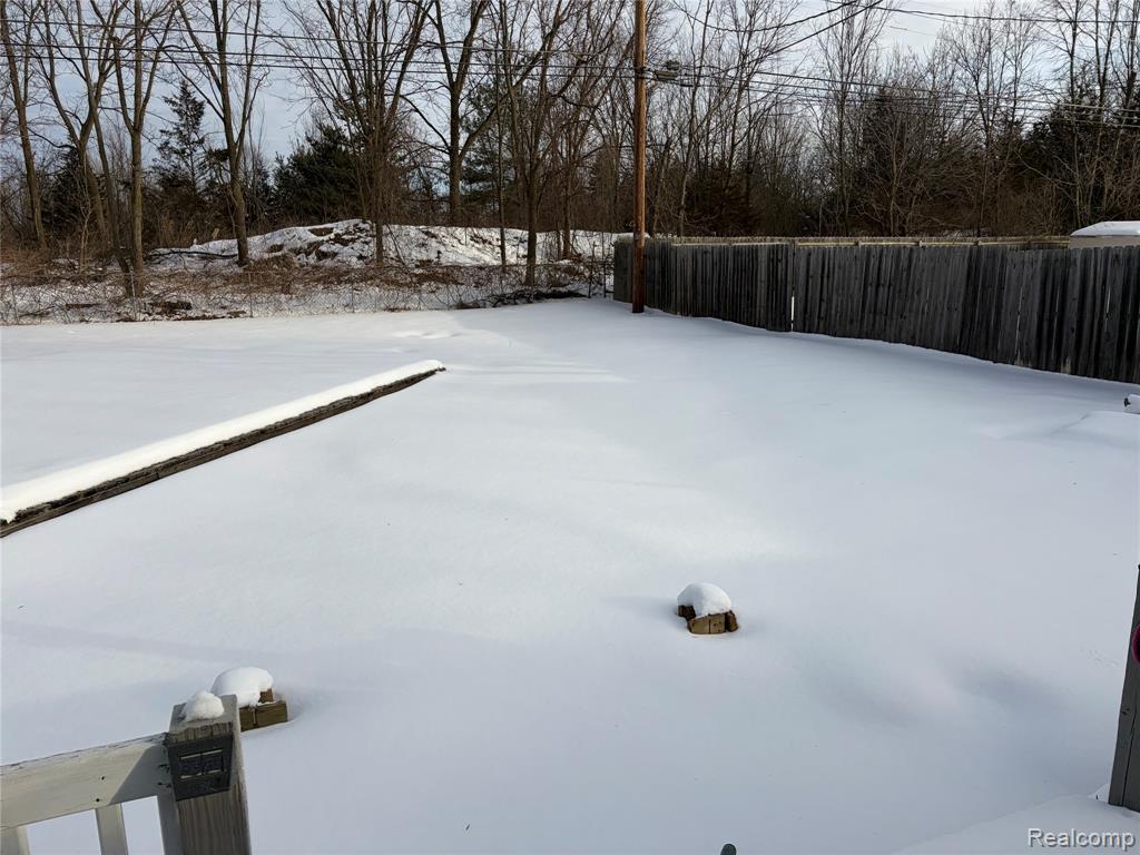 8506 Chesterfield Drive, Swartz Creek, MI 48473 — Photo 31