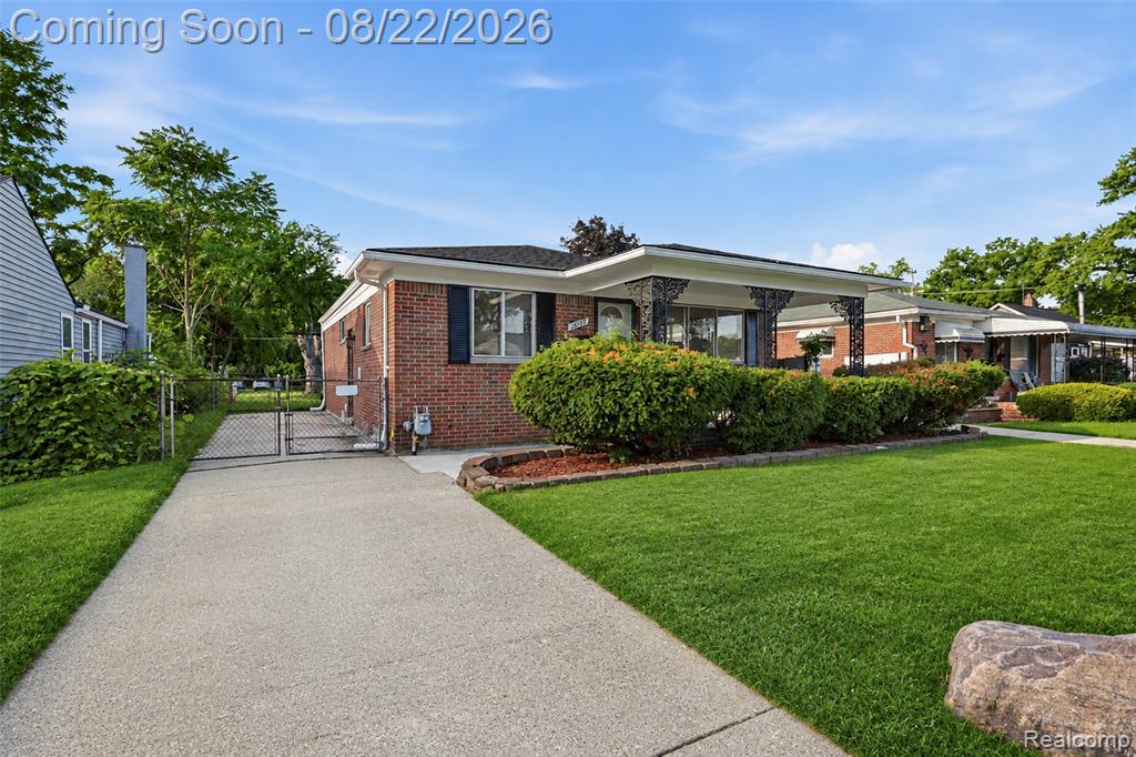 26703 Norfolk Street, Inkster, MI 48141