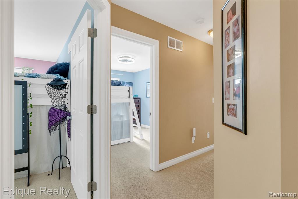 8459 Cranbrook Drive, Grand Blanc, MI 48439 — Photo 44