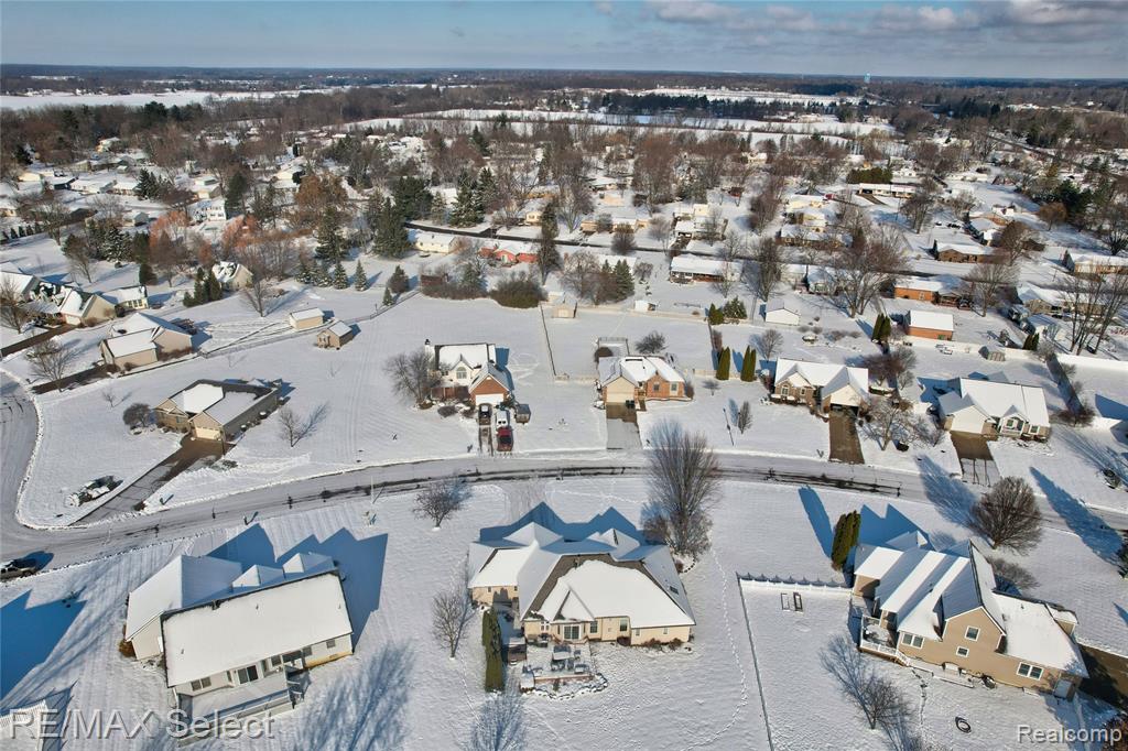 7065 Crosswinds Drive, Swartz Creek, MI 48473 — Photo 28
