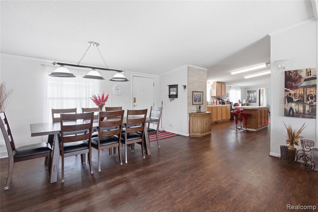9857 Rembrandt Way, Fenton, MI 48430 — Photo 16