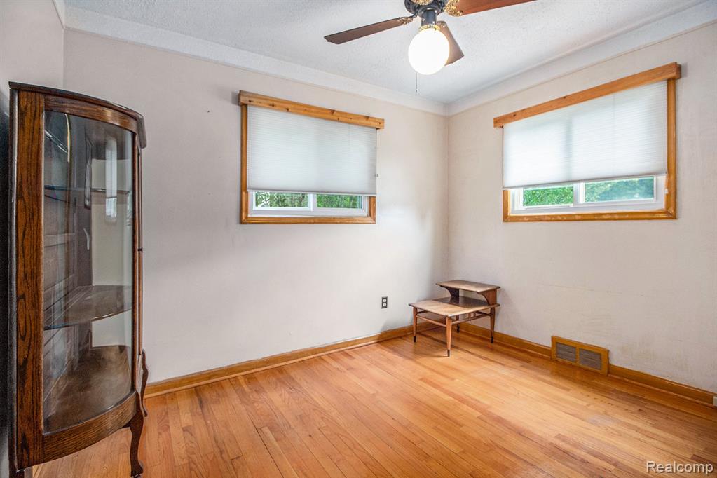 6950 Harrison Street, Garden City, MI — Photo 12