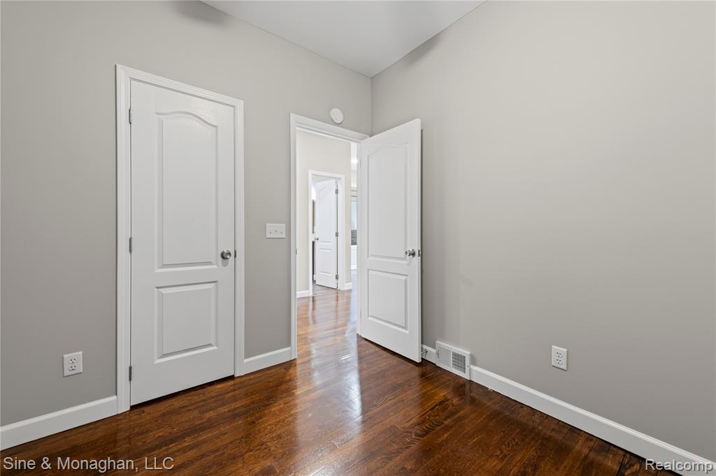 5042 Tireman Street, Detroit, MI 48204 — Photo 13