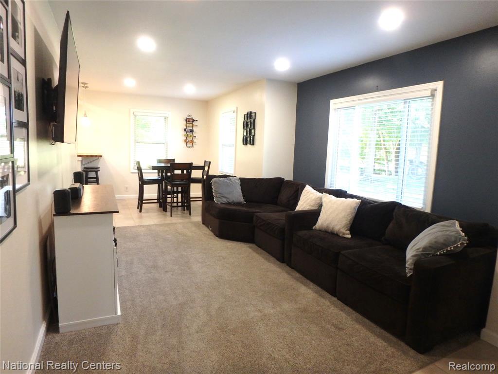 88 N Baldwin Road, Oxford, MI 48371 — Photo 3