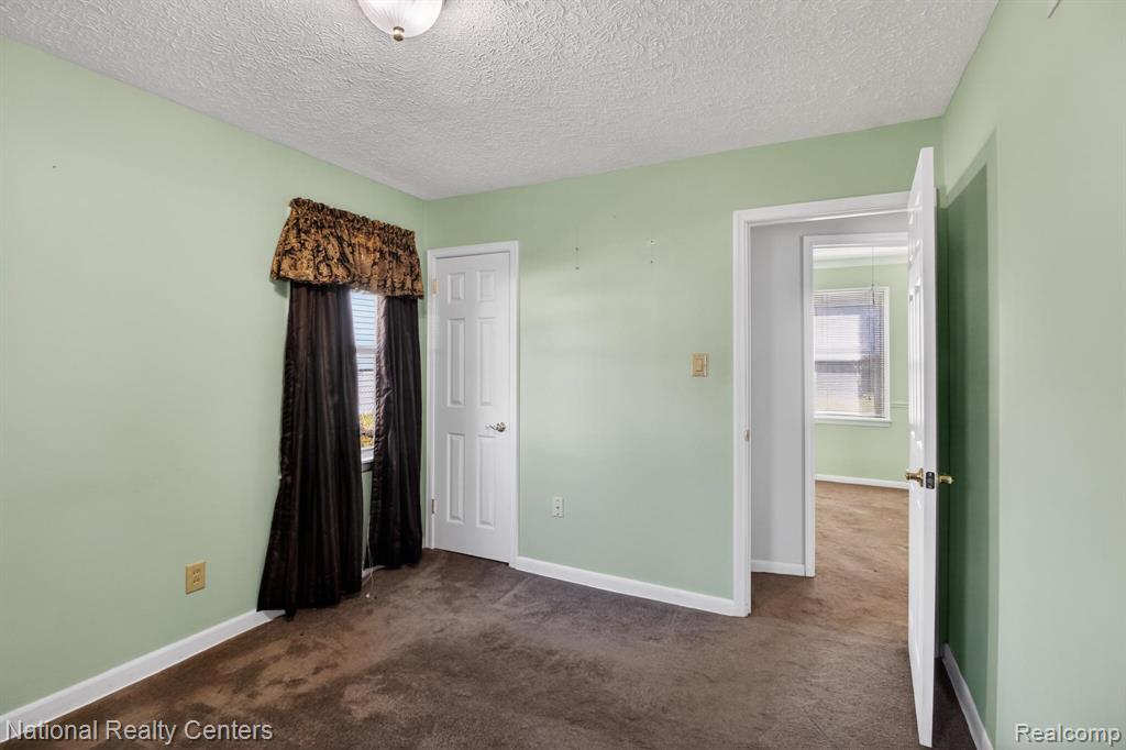 8880 Marlowe Avenue, Plymouth, MI 48170 — Photo 25