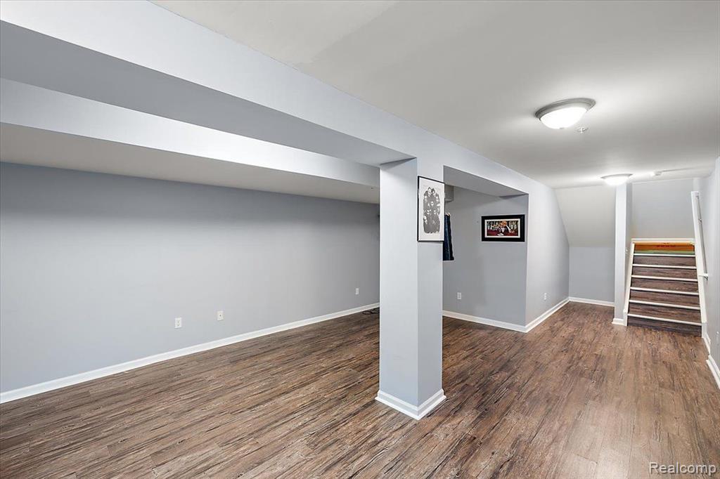 14204 ADRI Circle, Walled Lake, MI 48390 — Photo 10