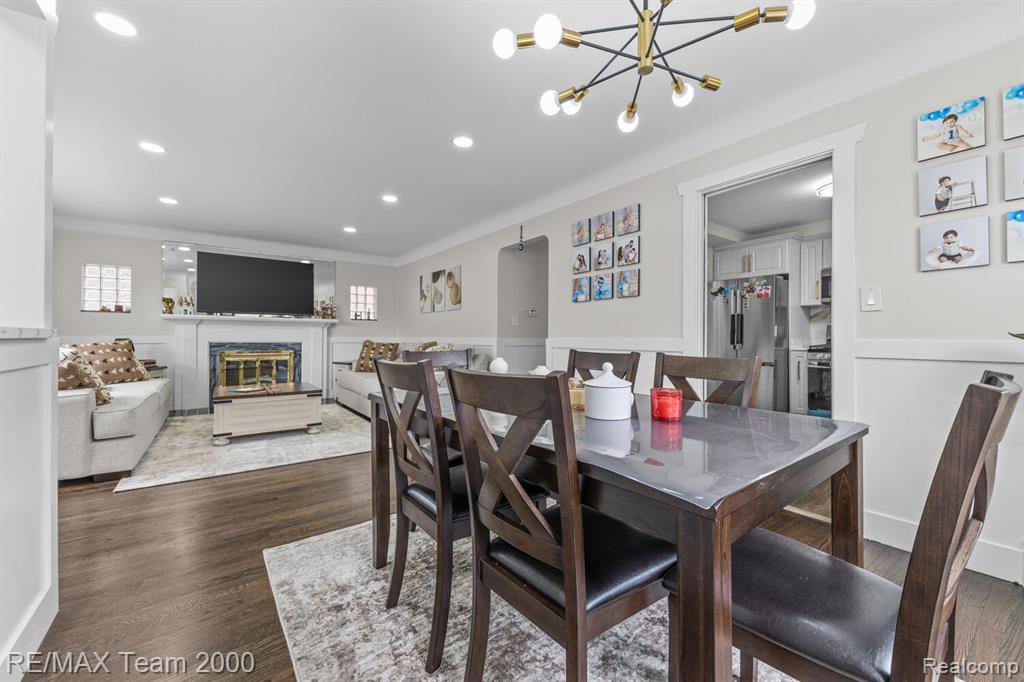7275 Colonial Street, Dearborn Heights, MI 48127 — Photo 8
