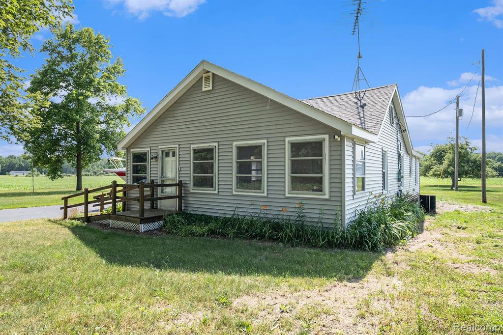 11110 Nichols Road, Burt, MI 48417 — Photo 4
