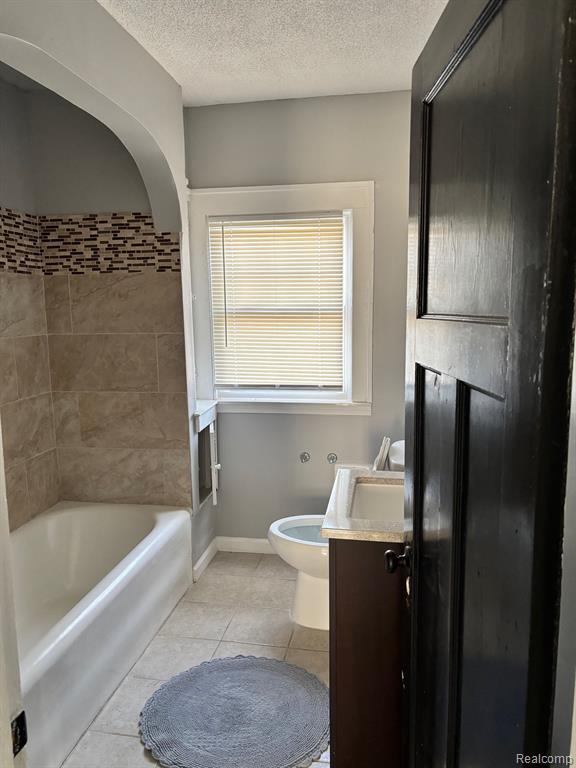 8451 LA SALLE Boulevard, Detroit, MI 48206 — Photo 55