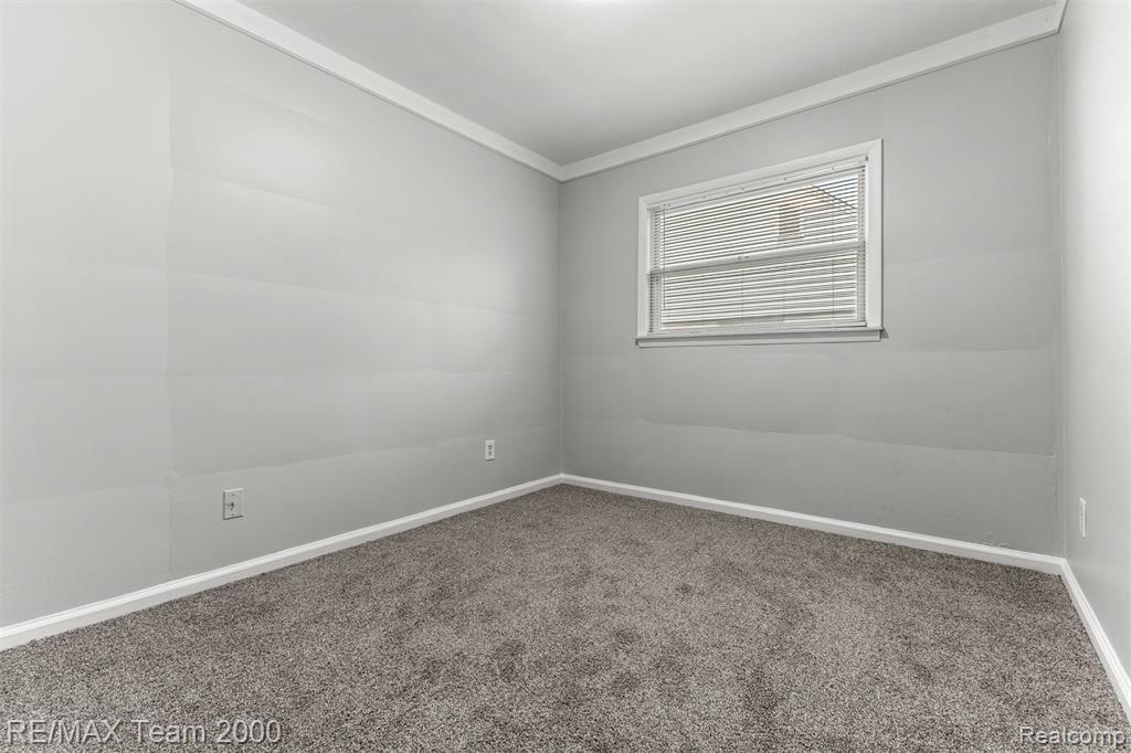 7322 Fenton Street, Dearborn Heights, MI 48127 — Photo 25