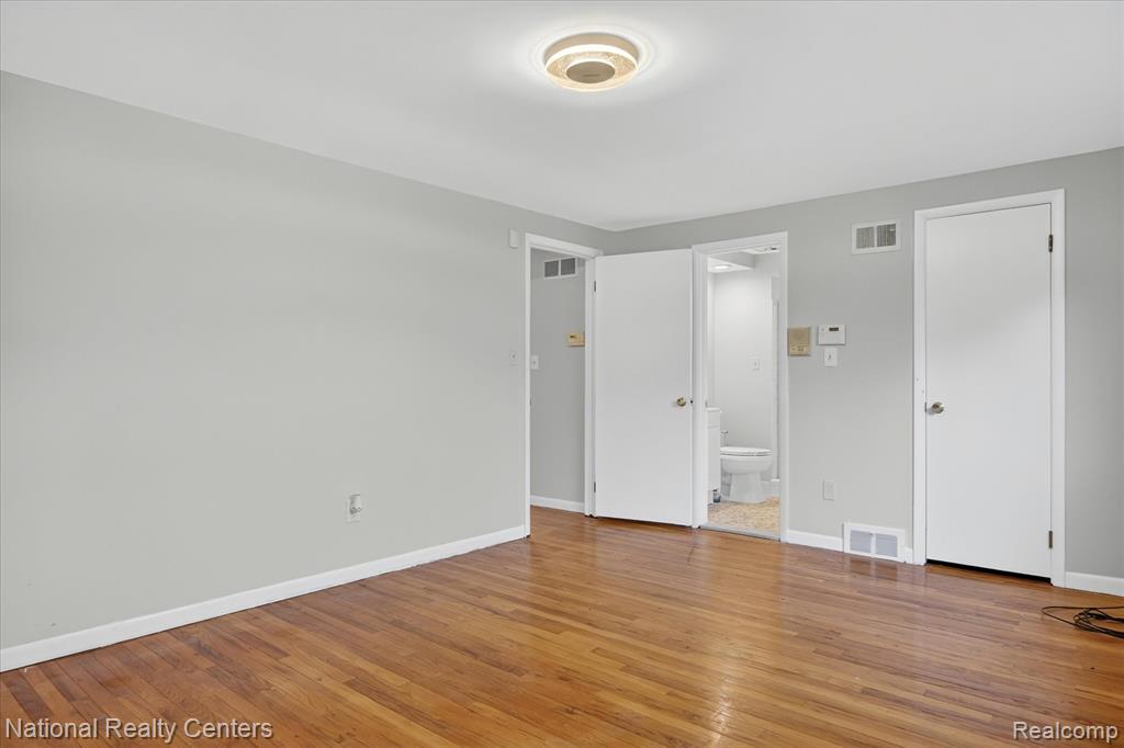 21730 Riverview Drive, Beverly Hills, MI 48025 — Photo 30