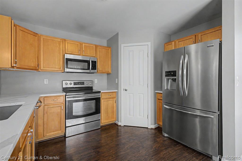 47616 Pembroke Drive, Canton, MI 48188 — Photo 14