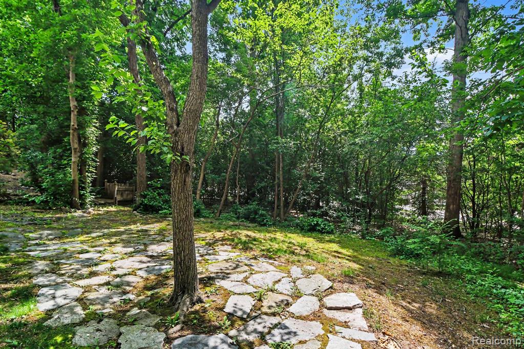 6573 Summit Ridge, Clarkston, MI — Photo 23