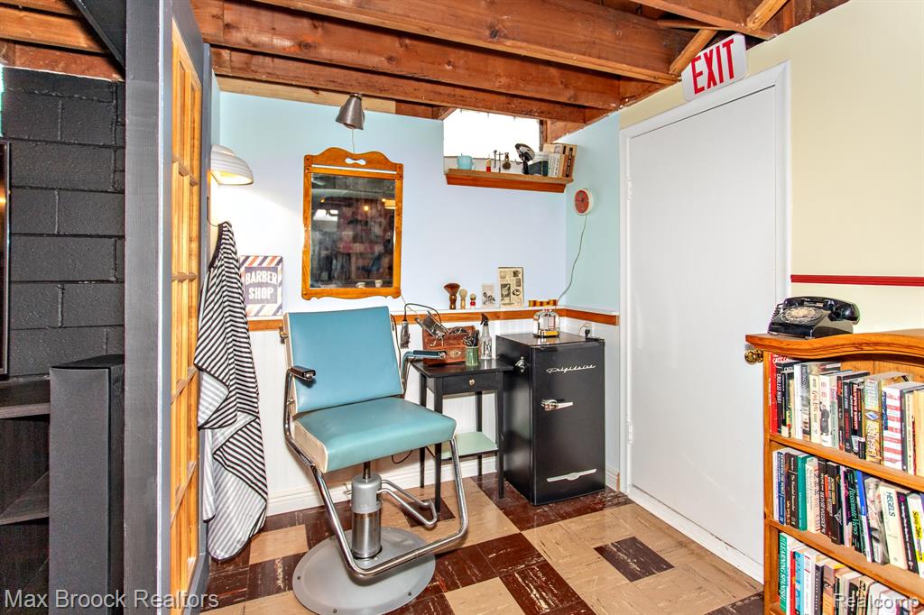 24460 Rosewood Street, Oak Park, MI 48237 — Photo 44