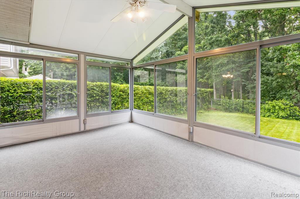 43101 LANCELOT Drive, Canton, MI 48188 — Photo 26