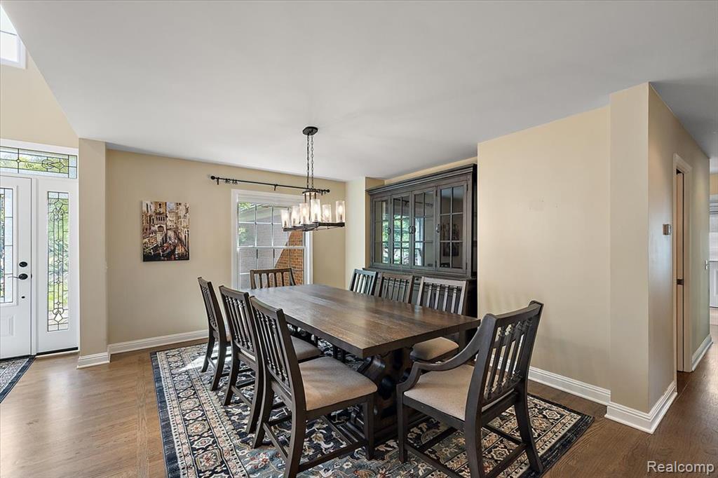 6591 Tree Knoll Drive, Troy, MI 48098 — Photo 5
