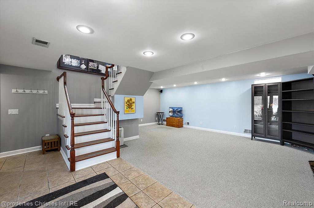5832 Glen Echo Drive, Howell, MI 48843 — Photo 15