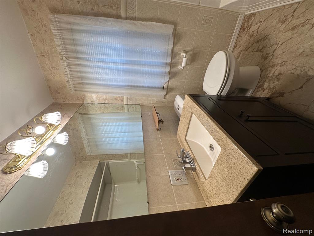 782 Cleveland Avenue, Lincoln Park, MI 48146 — Photo 13