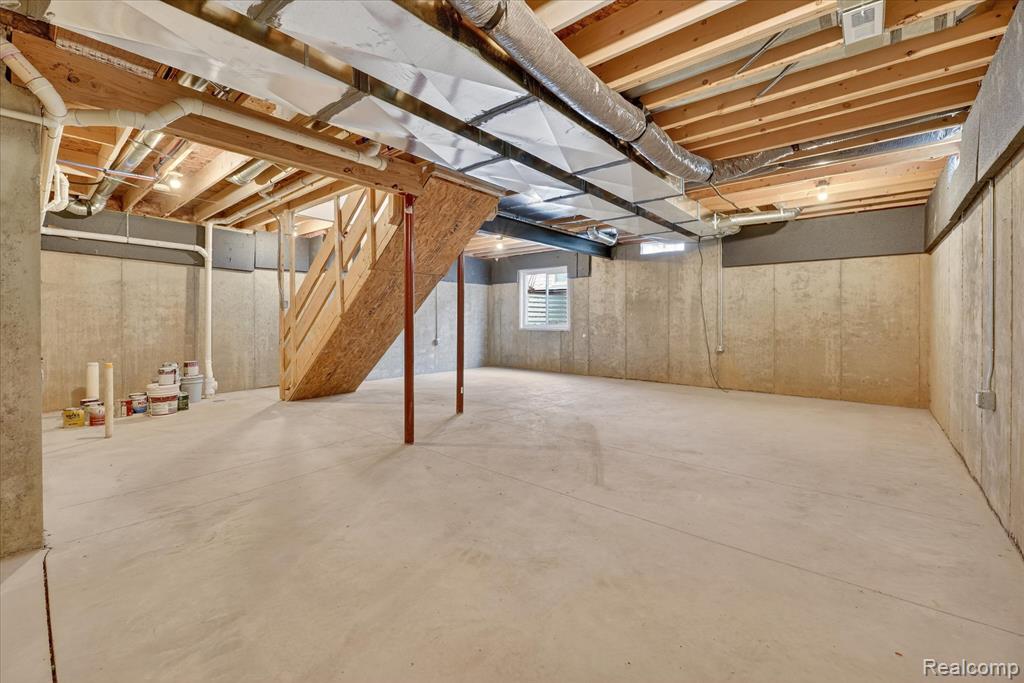 14131 Eastview Drive, Fenton, MI 48430 — Photo 40