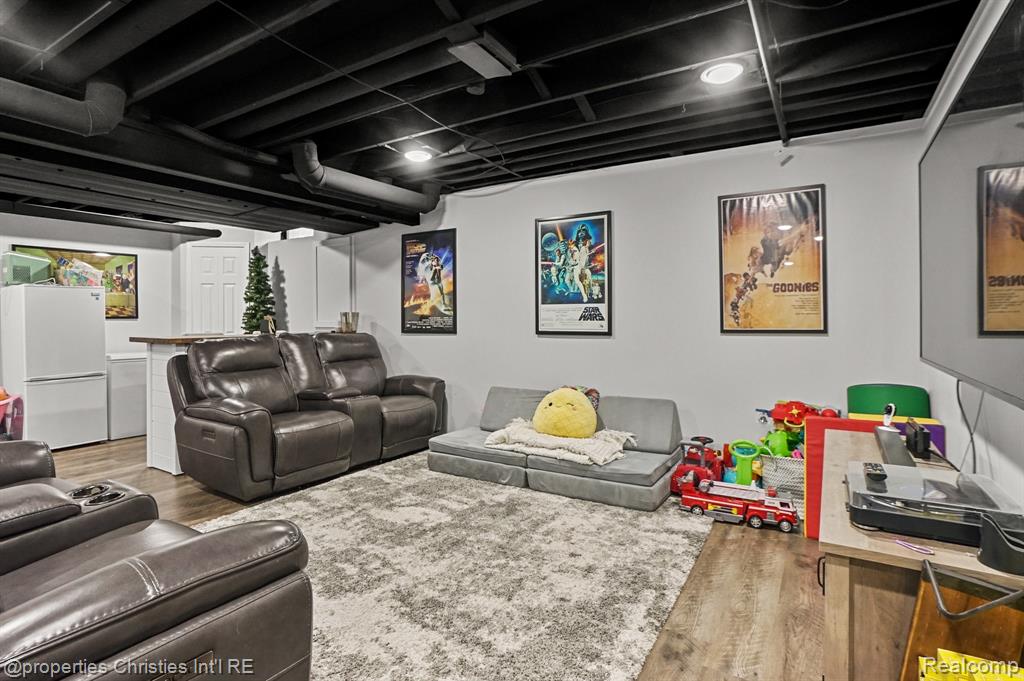 921 River Valley Drive, Lake Orion, MI 48362 — Photo 36