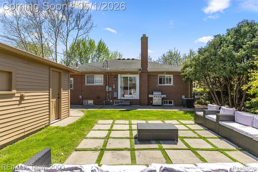 26622 Hass Street, Dearborn Heights, MI 48127 — Photo 32