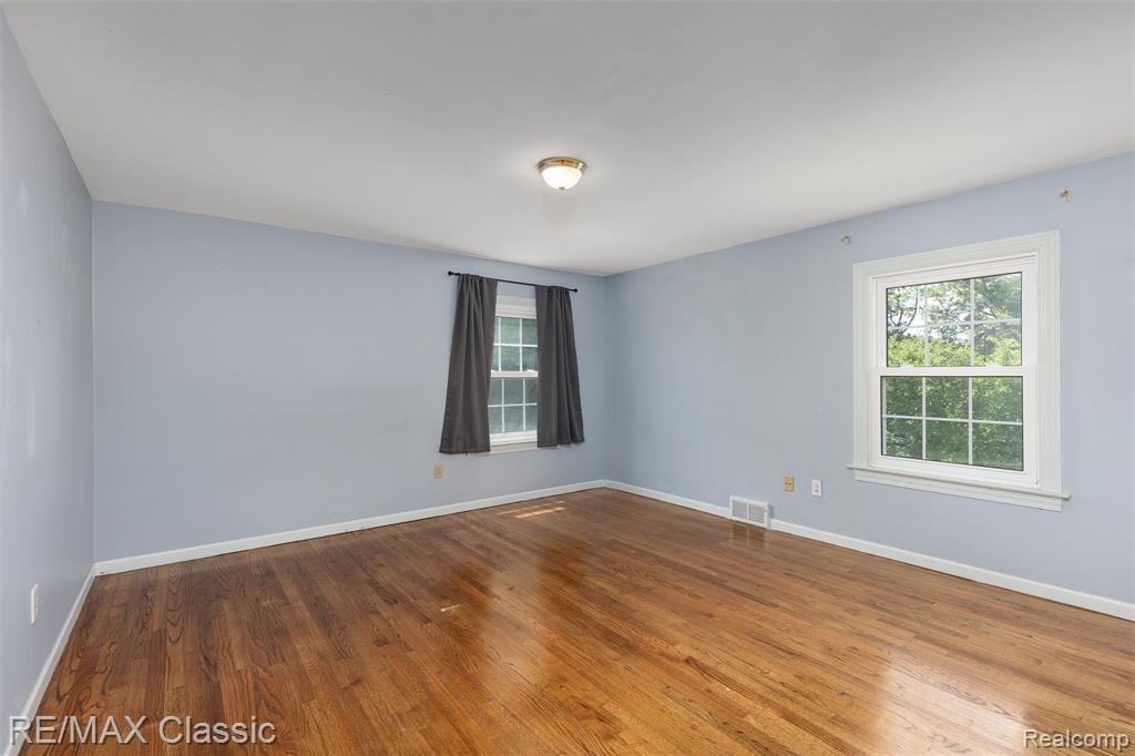 4268 Covered Bridge Road, Bloomfield Hills, MI 48302 — Photo 16