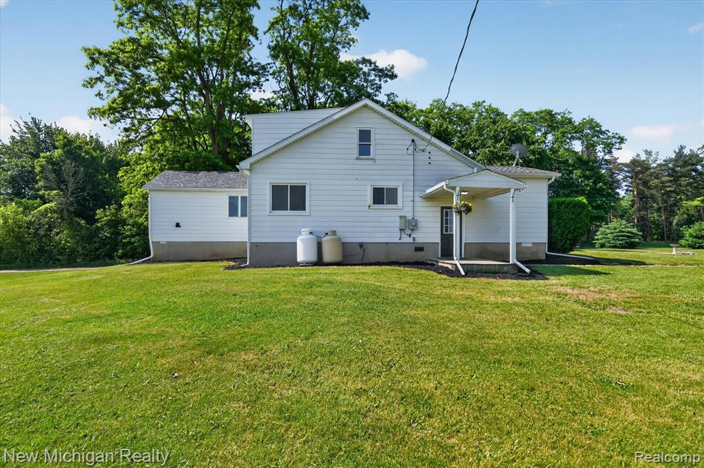11374 Lahring Road, Byron, MI 48418 — Photo 48