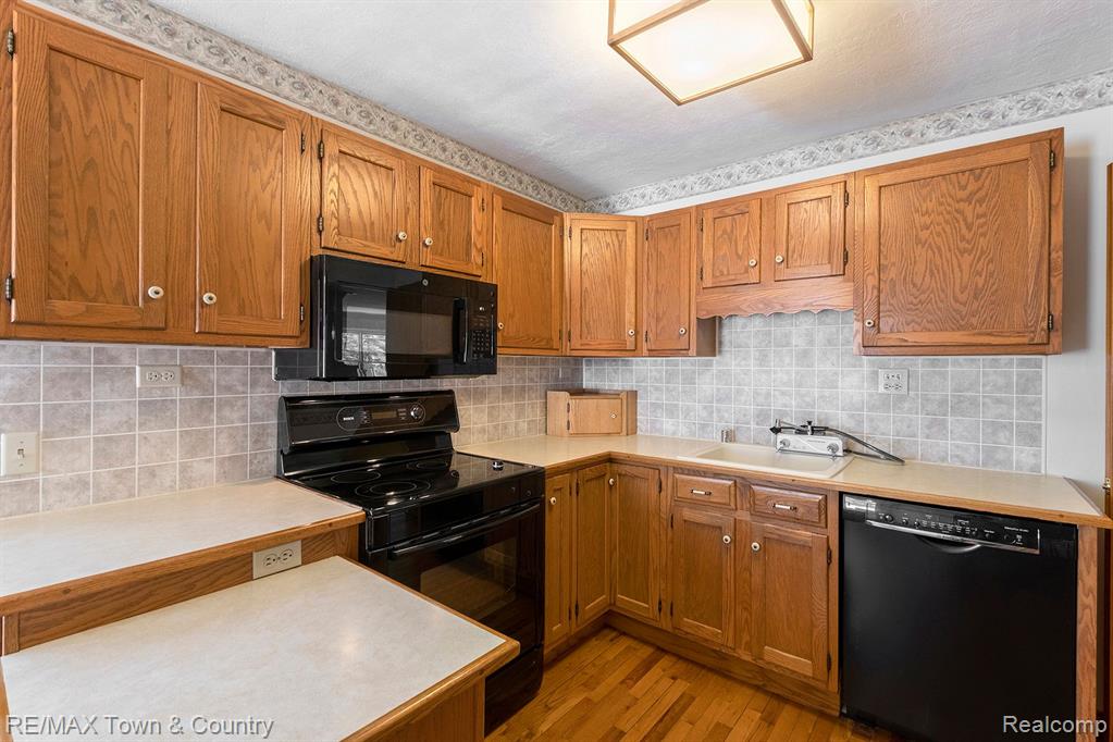 440 CRESTVIEW Street, Flushing, MI 48433 — Photo 10
