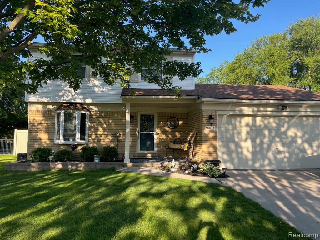 50044 Vinecrest Lane, New Baltimore, MI 48047 — front exterior