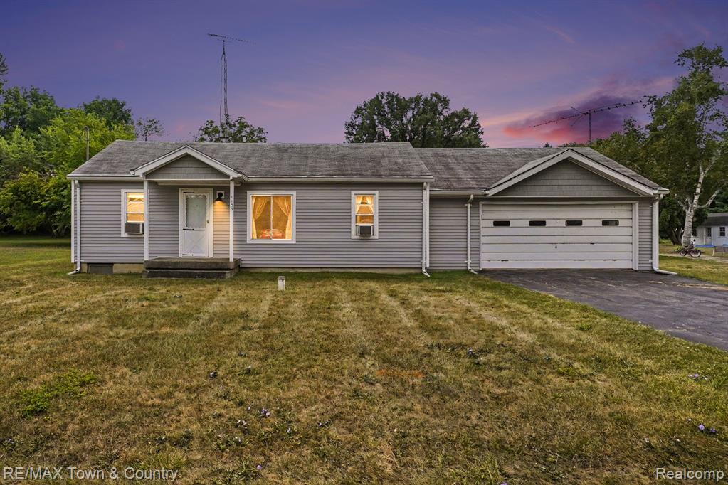 1103 Kingston Avenue, Flint, MI 48507