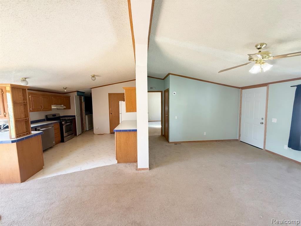 7023 Scarborough Lane, Whitmore Lake, MI 48189 — Photo 6