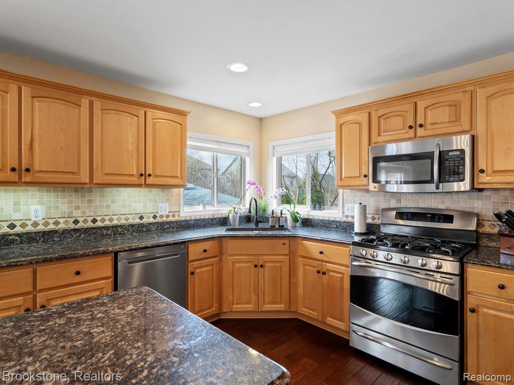 50629 NESTING RIDGE Drive, Macomb, MI 48044 — Photo 20