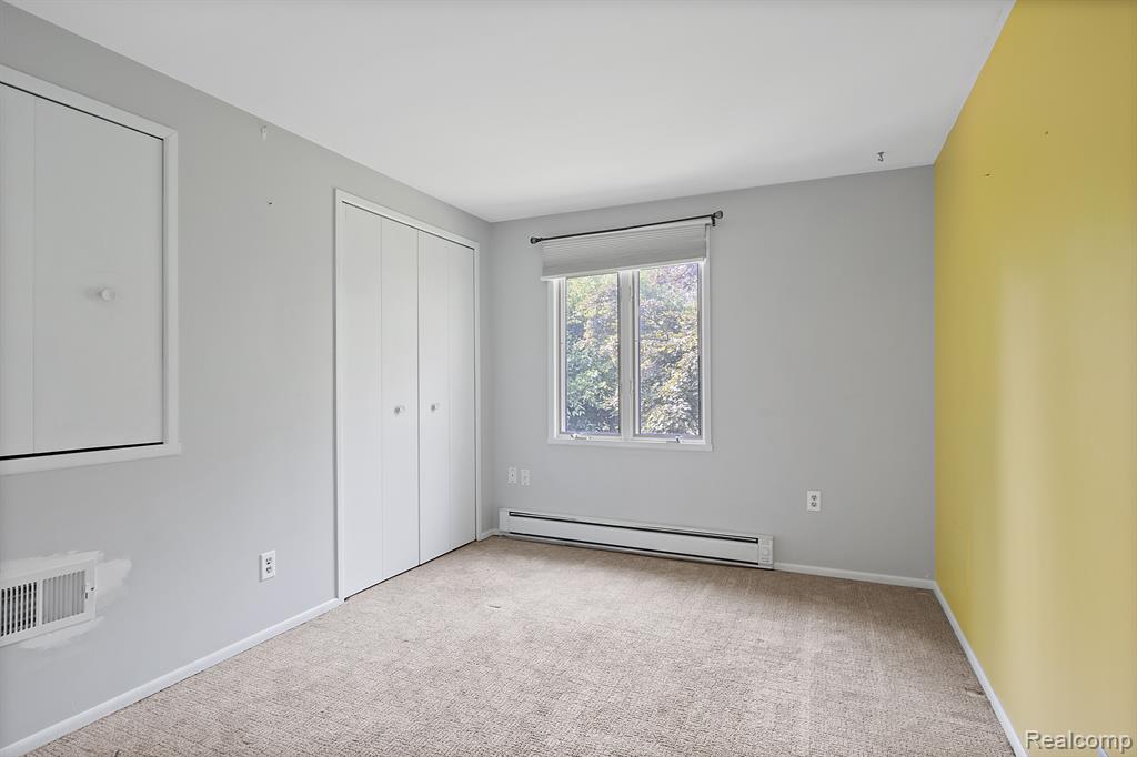 54655 PONTIAC Trail, Milford, MI 48381 — Photo 14