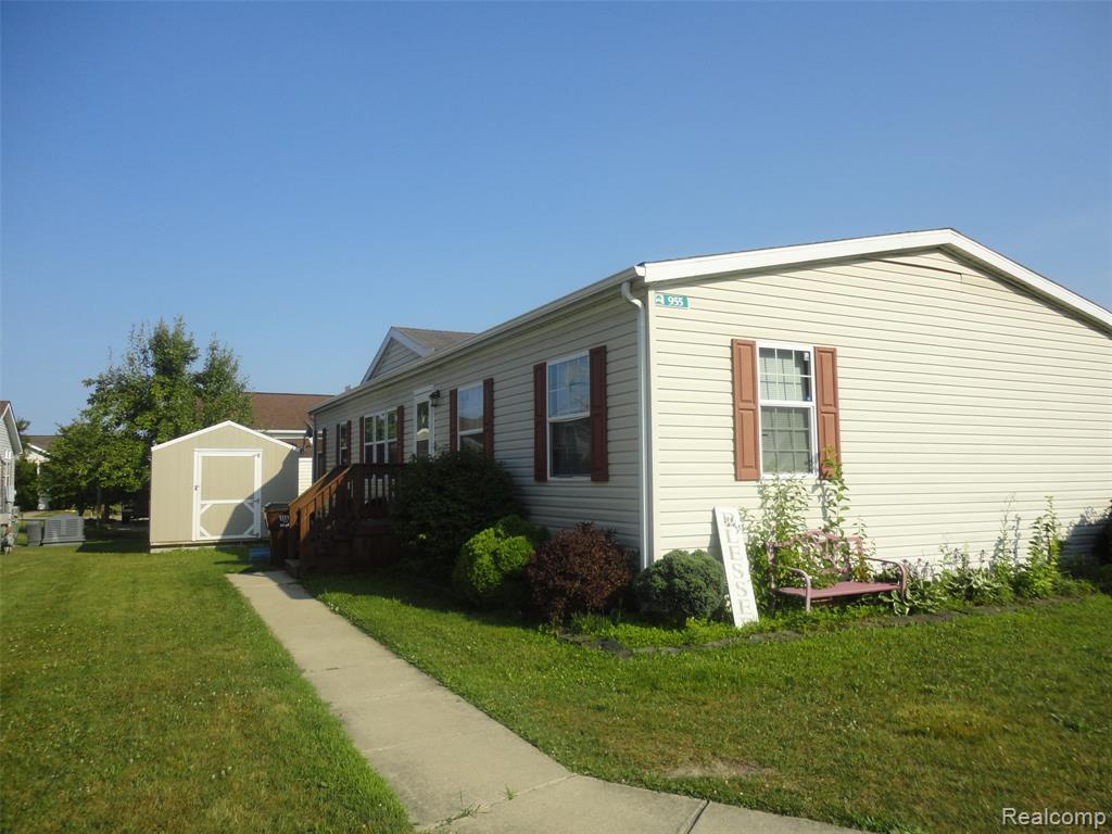 955 CAMERON CIRCLE, Monroe, MI 48161 — Photo 2